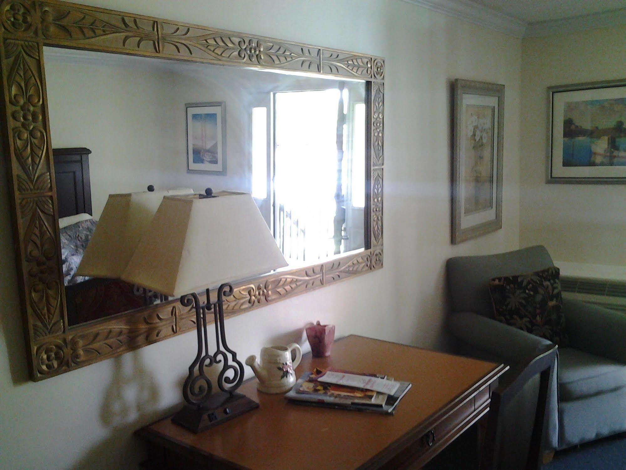 מונטוק Kenny'S Tipperary Inn מראה חיצוני תמונה